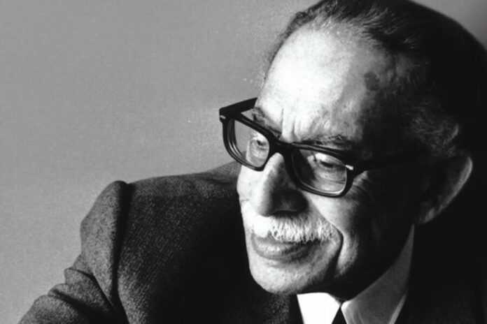 Tawfiq al-Hakim Tawfiq al-Hakim was a renowned Egyptian playwright.